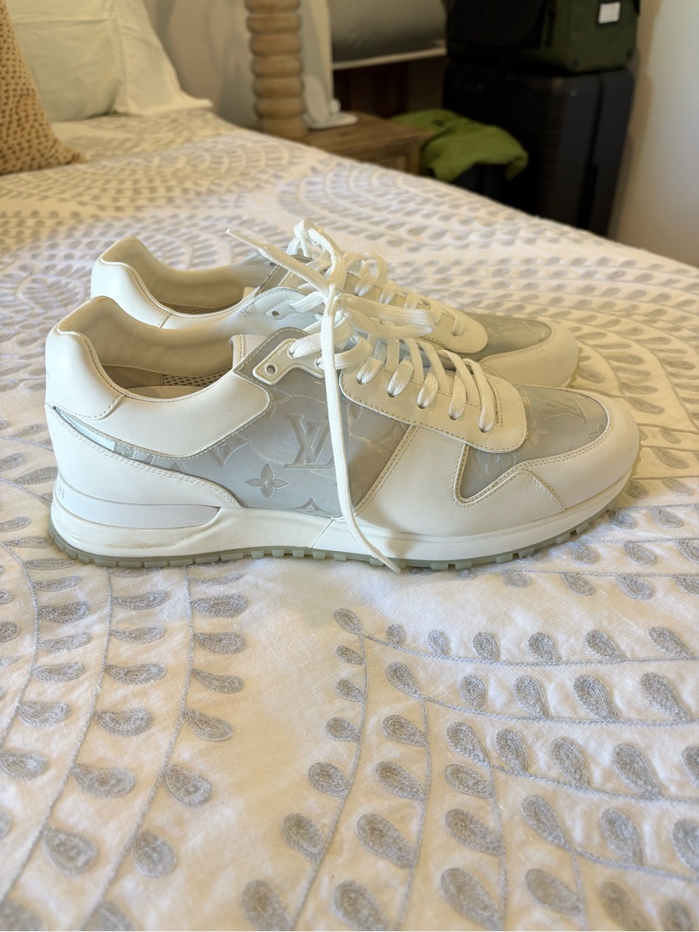 Louis Vuitton White and Silver Monogram Low-Top Men’s Sneakers - Picture 2 of 9